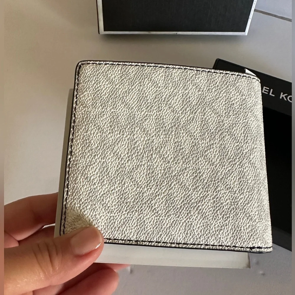 NWT Michael Kors White Leather Wallet with Black Accents